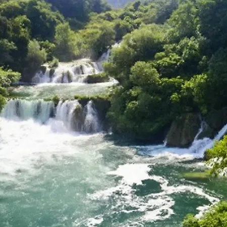 Near Zadar, Croatia, Charming W Terrace & Garden, Short Walk *